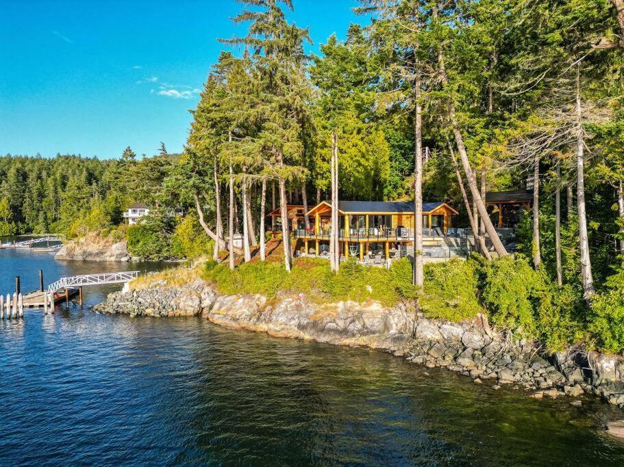 Kingfisher Manor Villa Sooke Kültér fotó