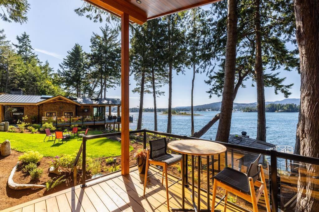 Kingfisher Manor Villa Sooke Kültér fotó