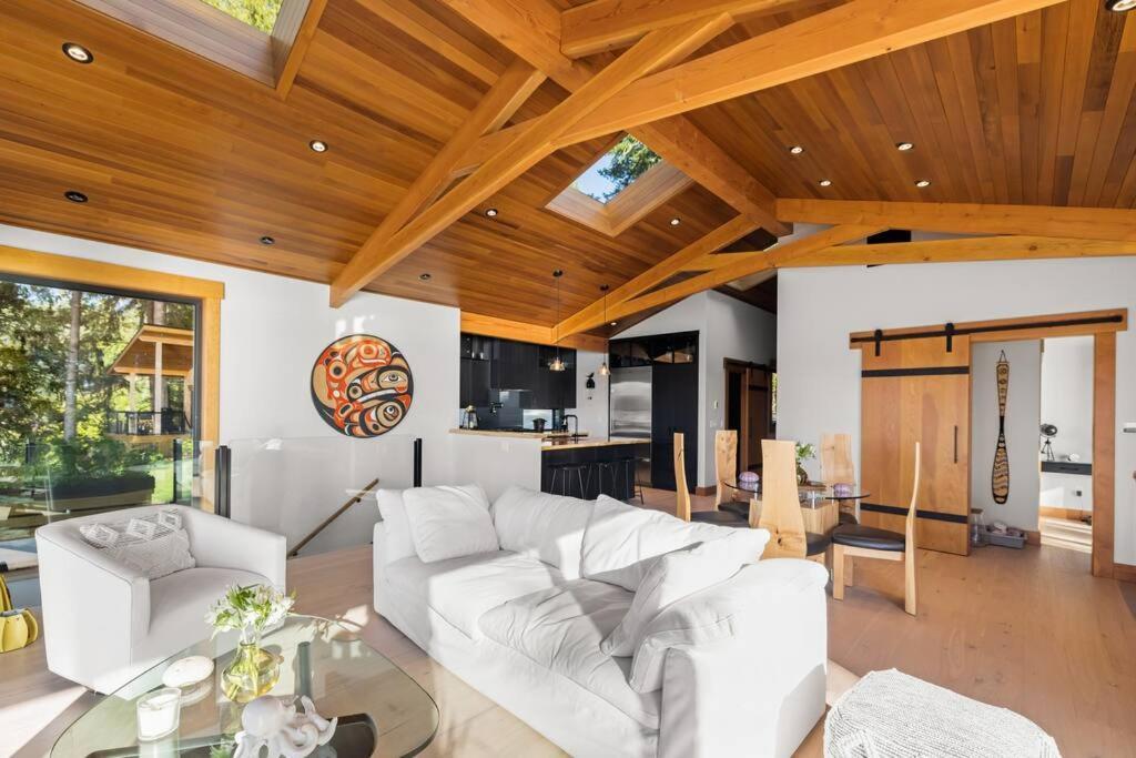Kingfisher Manor Villa Sooke Kültér fotó