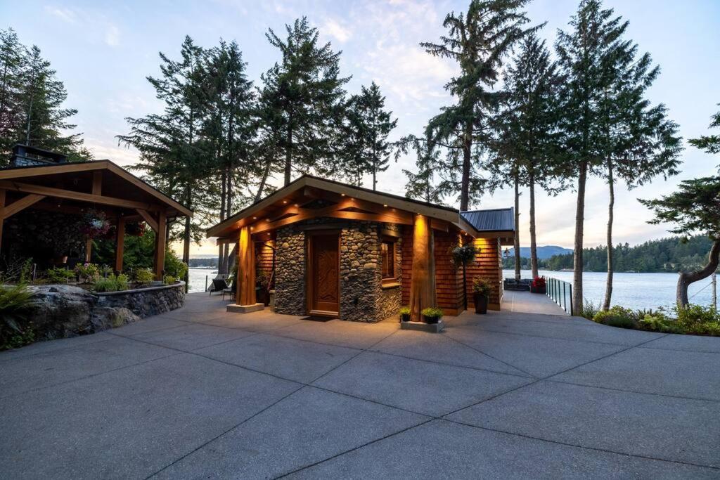 Kingfisher Manor Villa Sooke Kültér fotó