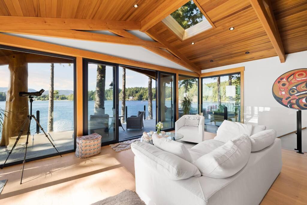 Kingfisher Manor Villa Sooke Kültér fotó