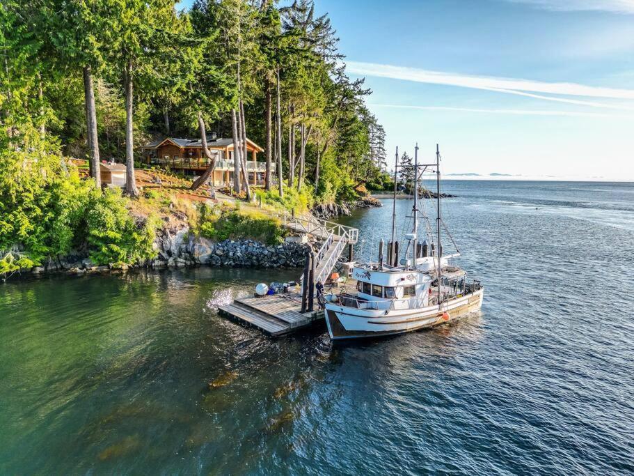 Kingfisher Manor Villa Sooke Kültér fotó